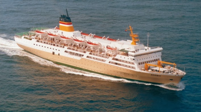 Mimpi Naik Kapal Laut